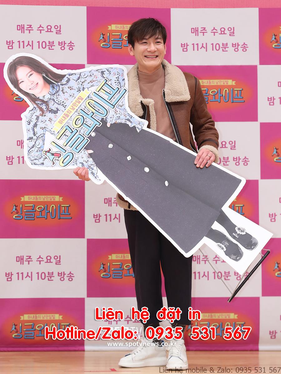 in-standee-mo-hinh (27)