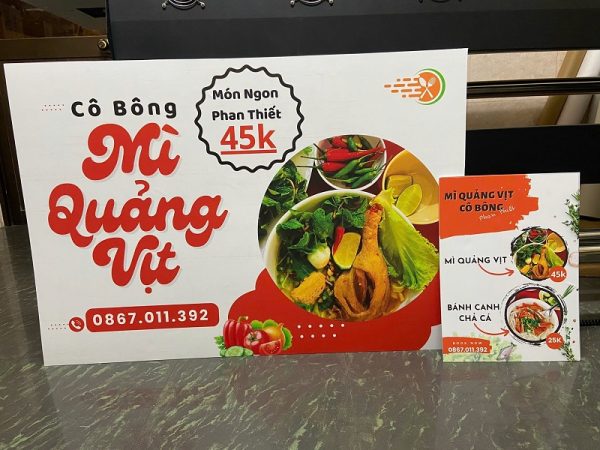 Biển quảng cáo mì quảng 1