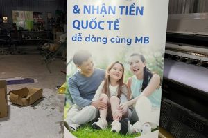 in Standee1